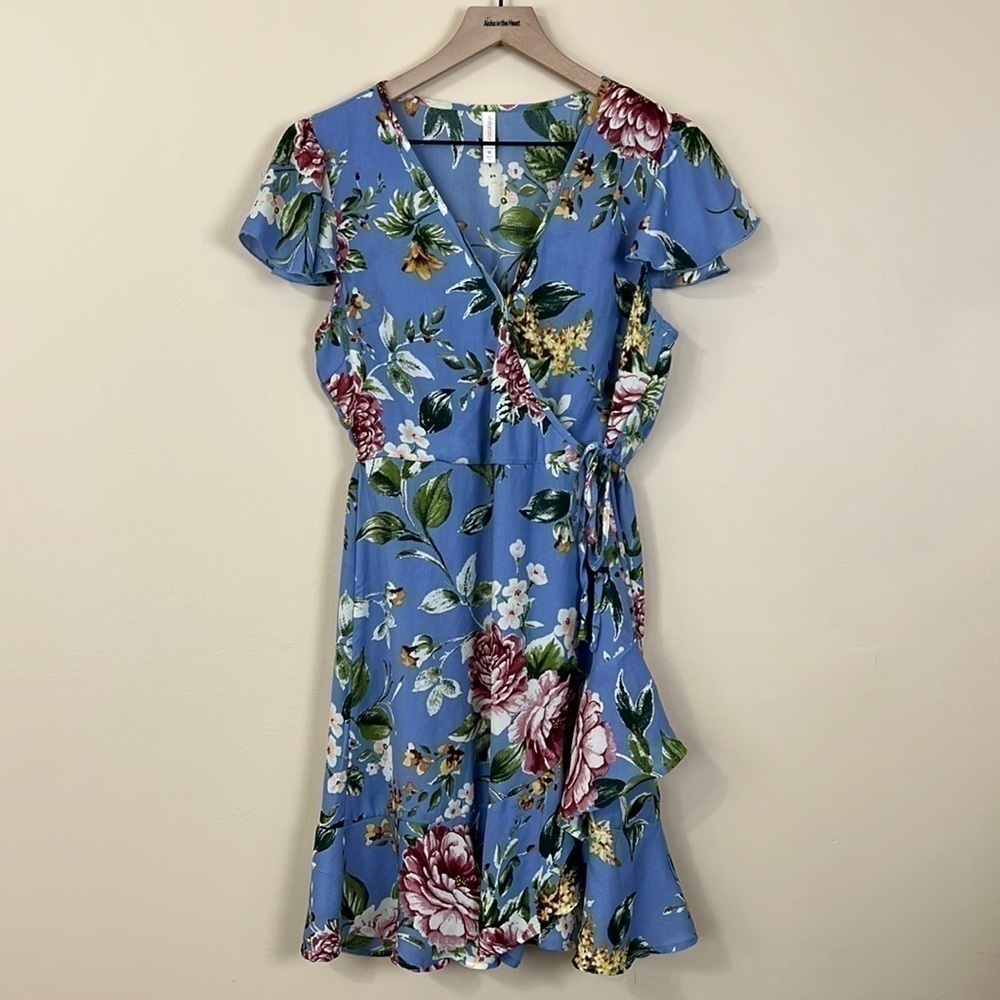 𝅺mock wrap floral dress